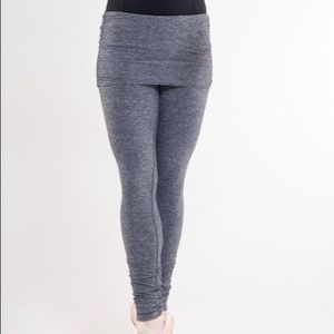 Lululemon Chasse Tight *rare* ballet yoga size 4